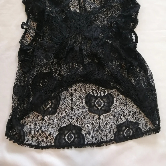 NWT Zara Lace Floral Blouse with Flutter Sleeves Small - Picture 10 of 16